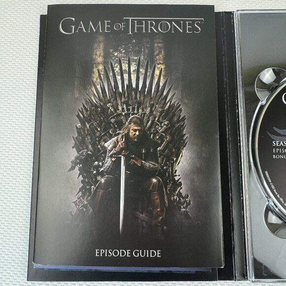 Game Of Thrones The Complete First Season DVD Box Set 5 Discs with Episode Guide - Picture 4 of 16